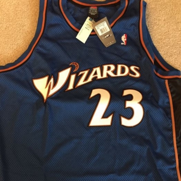 Authentic Michael Jordan - Picture 1 of 3